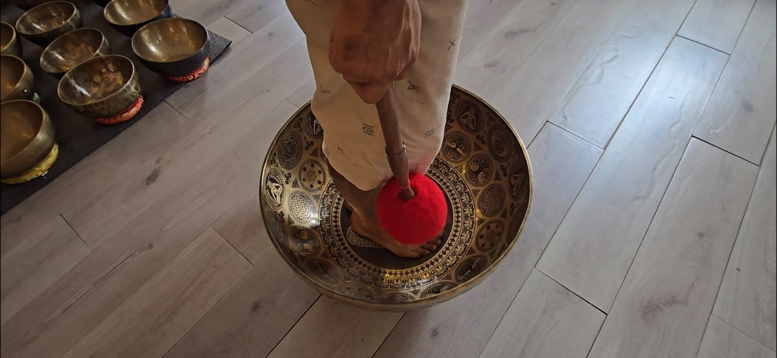 🌕🔔 24” / 60 cm Handmade Mother Singing Bowl 🔔🌕