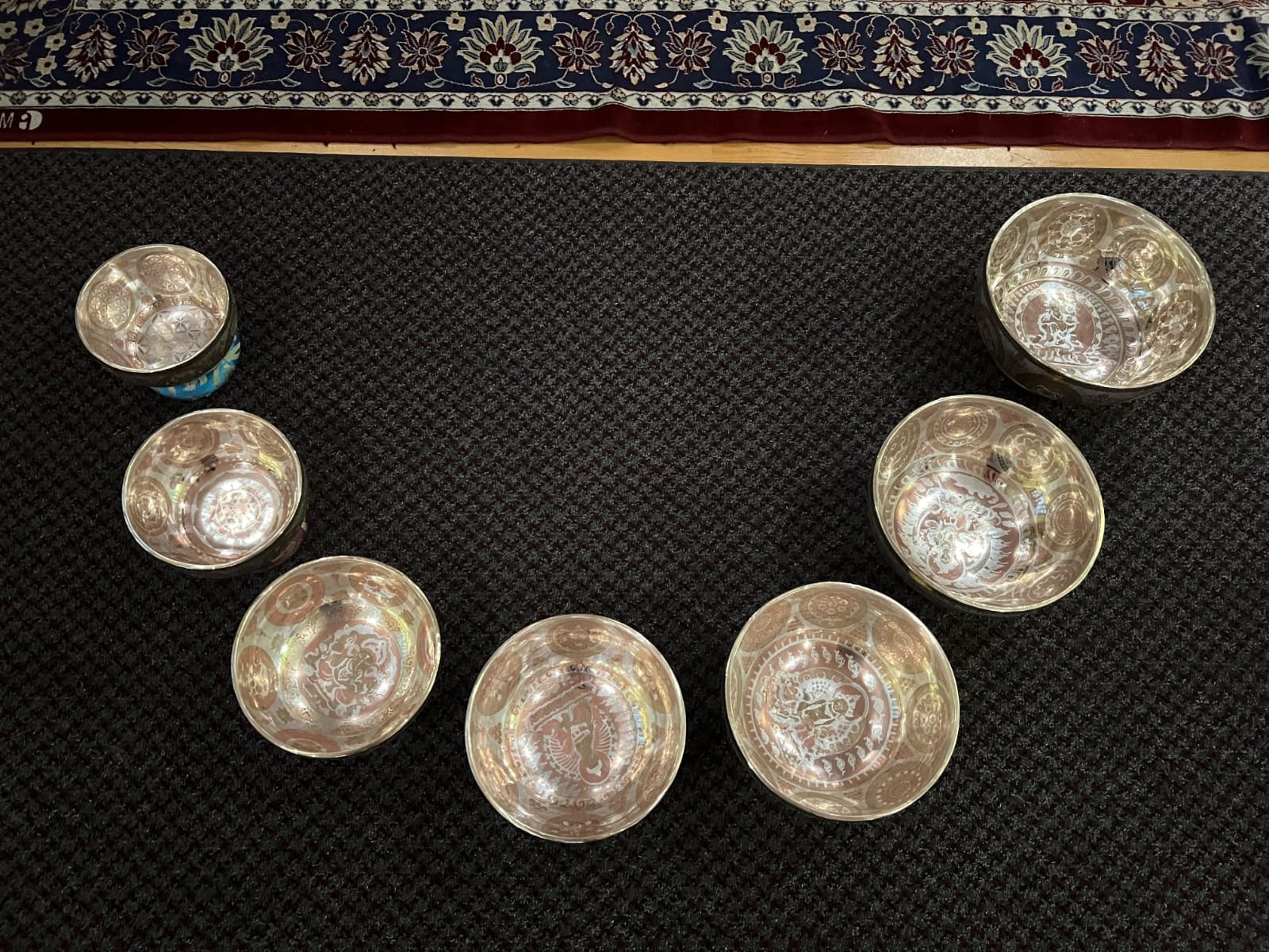  Himalayan Handmade Thangka Art Singing Bowl – gallery photo 11